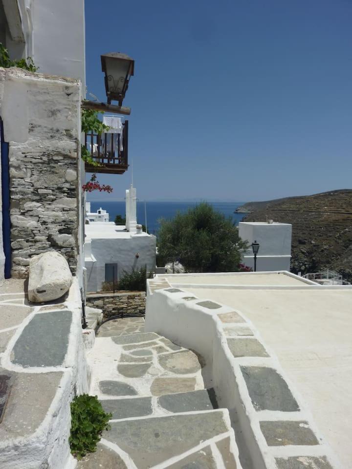 Kastro Gate Apartment ,Entrance To An Ancient Village Kastron  Exterior photo